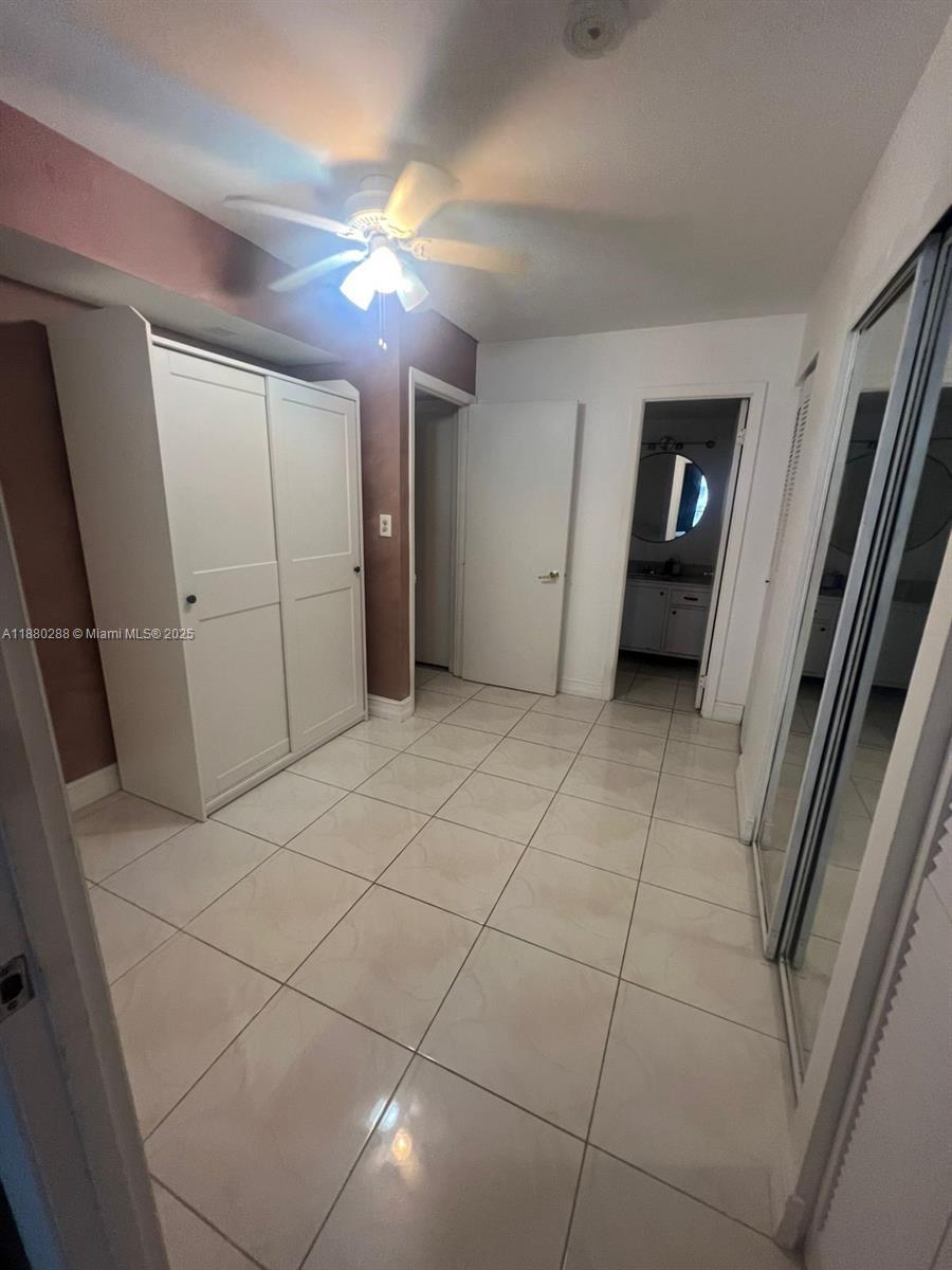2750 NE 183rd St # 1612, Aventura FL 33160 photo 3