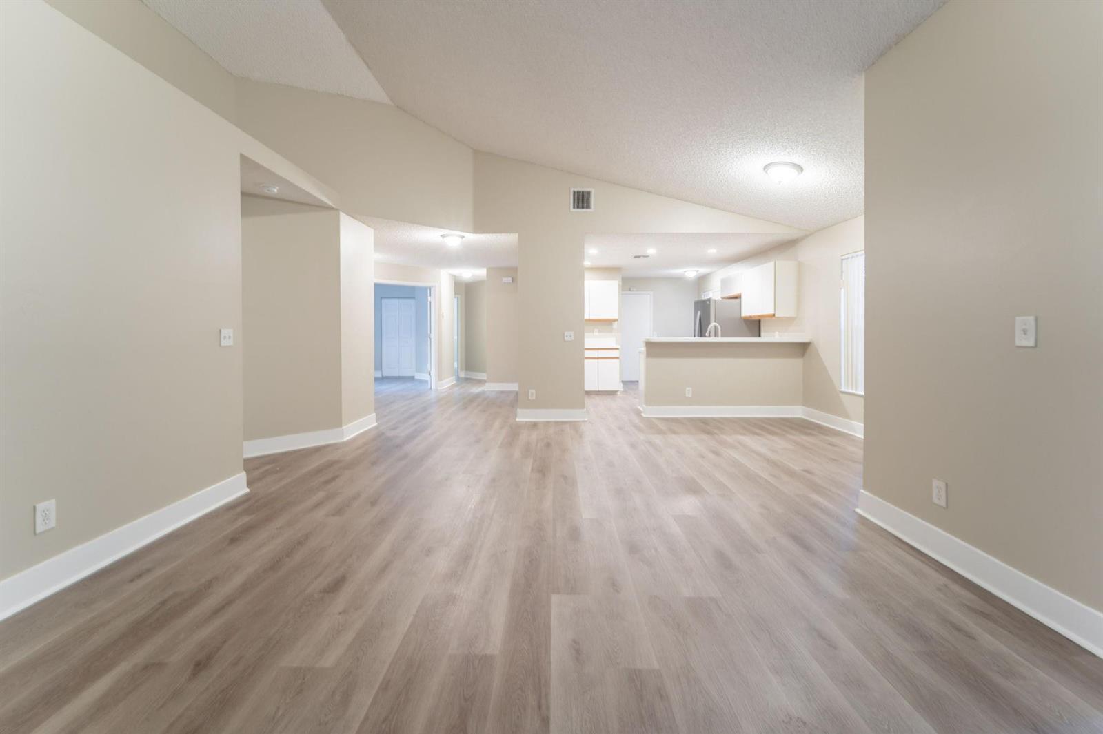 9220 Arborwood Circle, Davie FL 33328 photo 5