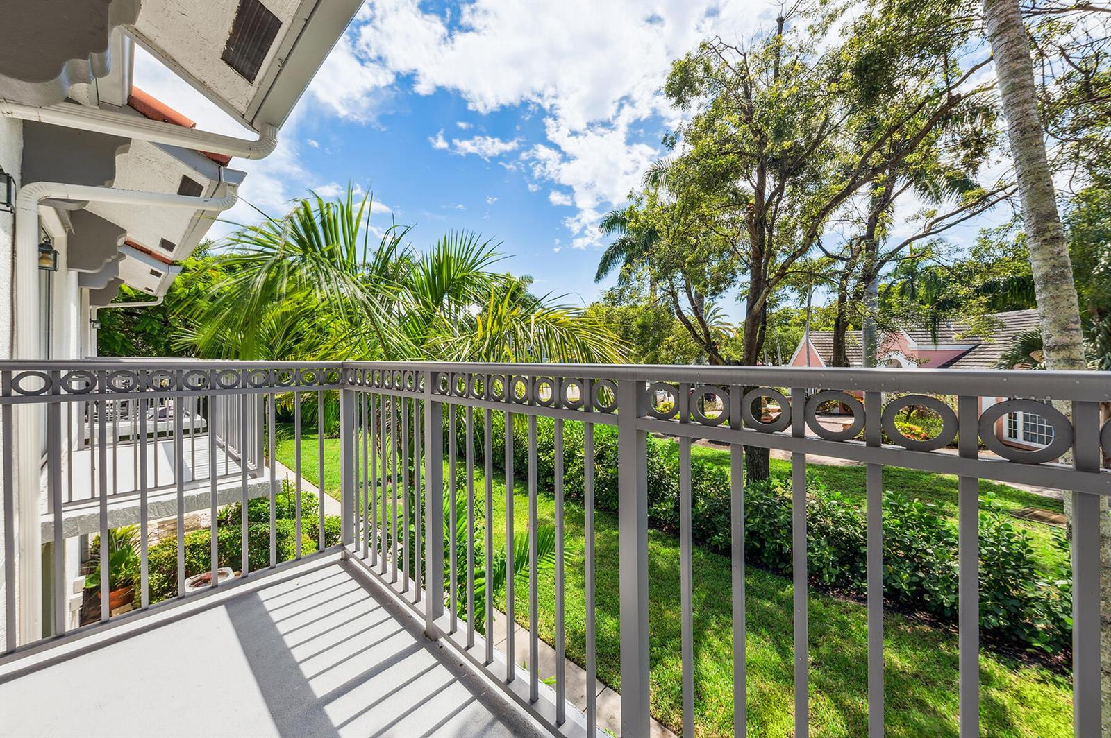 2020 Alta Meadows Lane # 504, Delray Beach FL 33444 photo 5