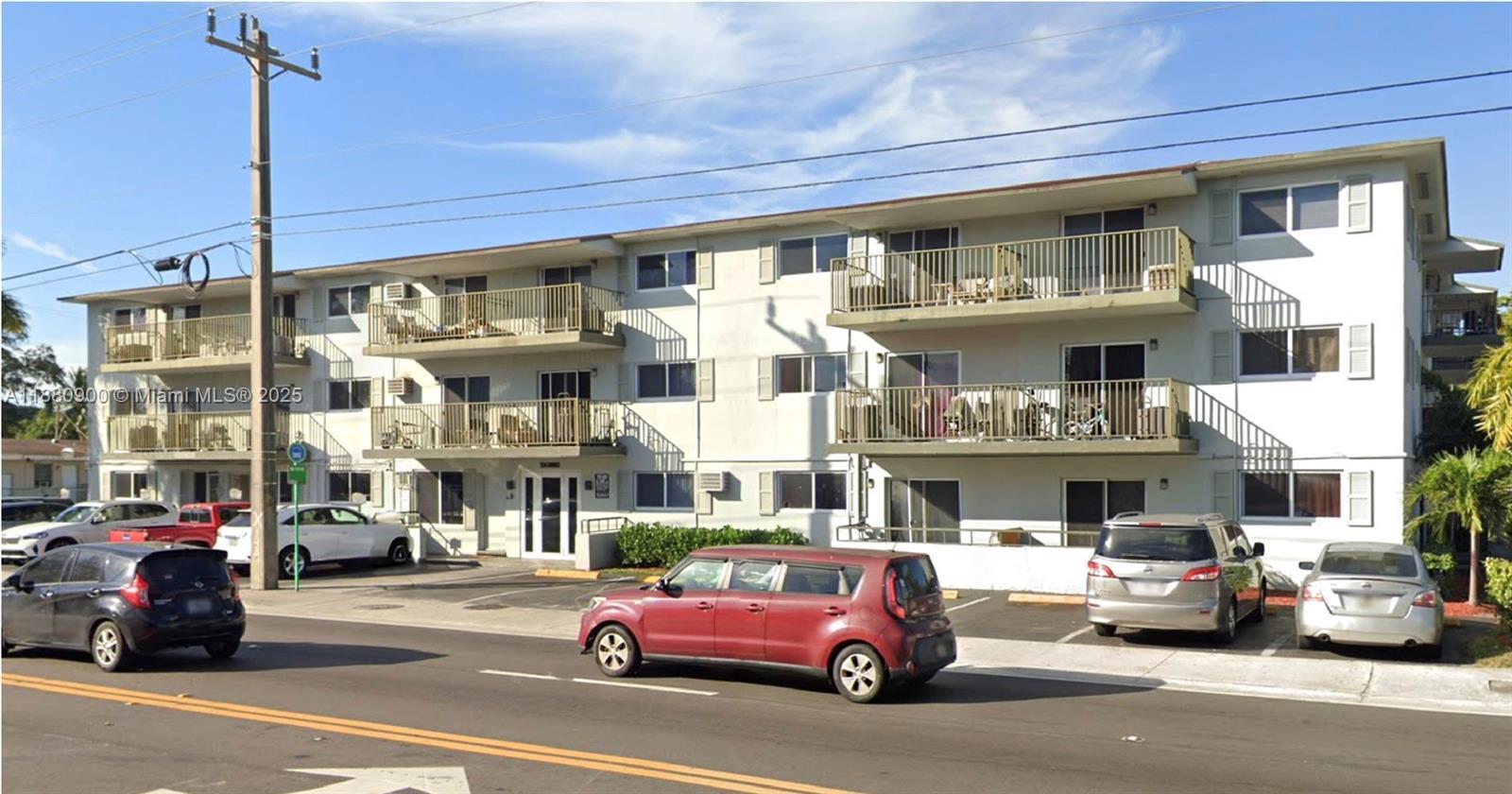 13285 NE 6th Ave # 401, North Miami FL 33161 photo 2