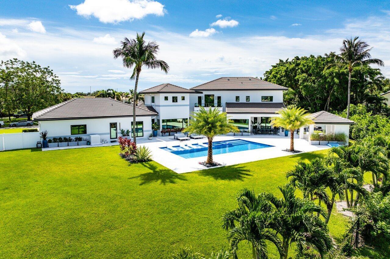 8387 Sawpine Road, Delray Beach FL 33446 photo 2