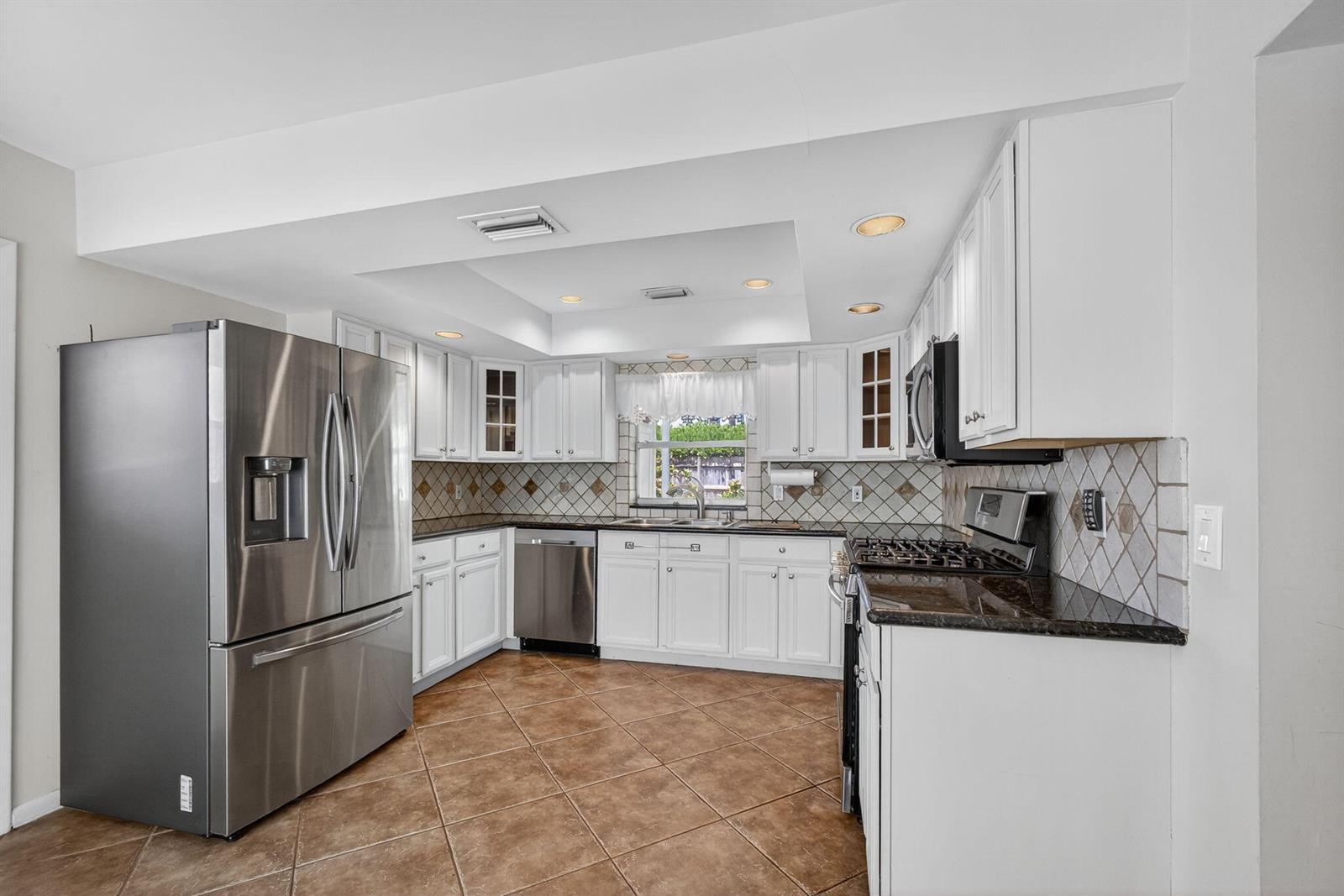 4359 Gardenia Drive, Palm Beach Gardens FL 33410 photo 3