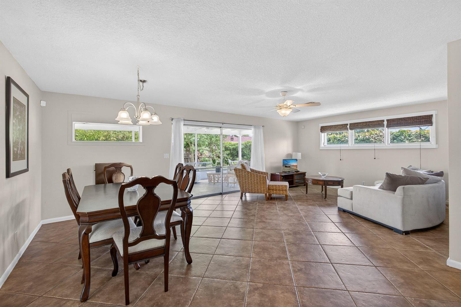 4359 Gardenia Drive, Palm Beach Gardens FL 33410 photo 4