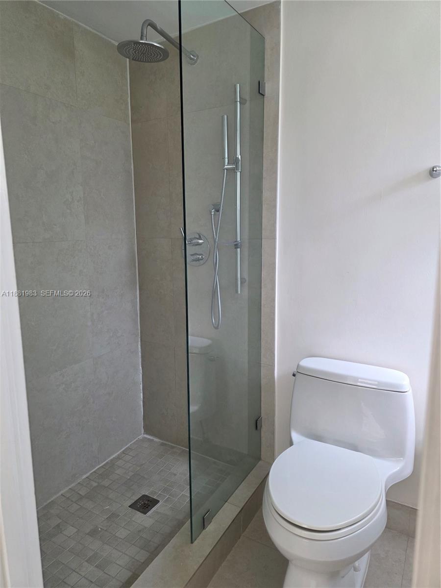 18720 NE 18th Ave # 116, Miami FL 33179 photo 5