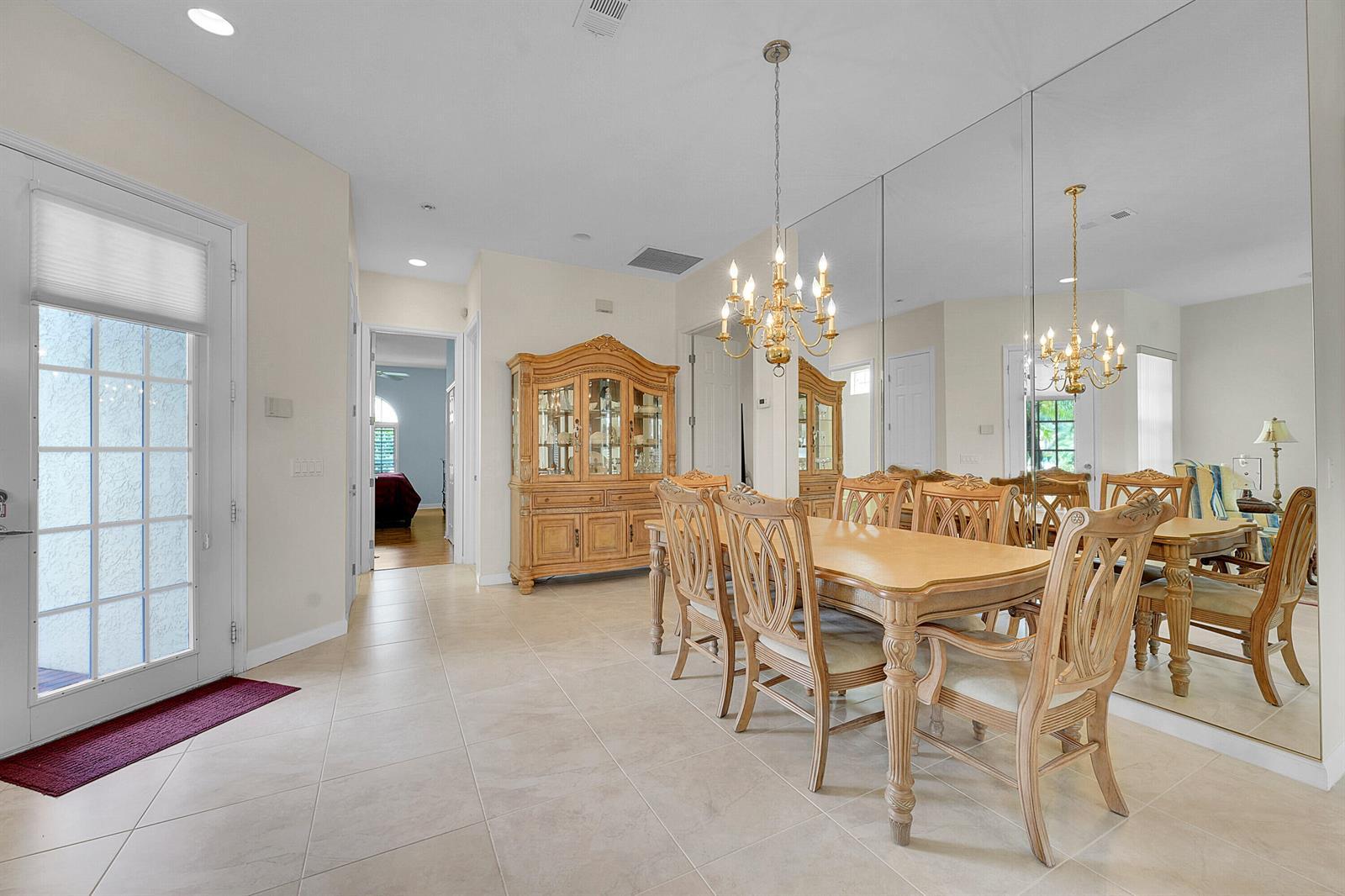 627 SW Saint Thomas Cove, Port St. Lucie FL 34986 photo 5