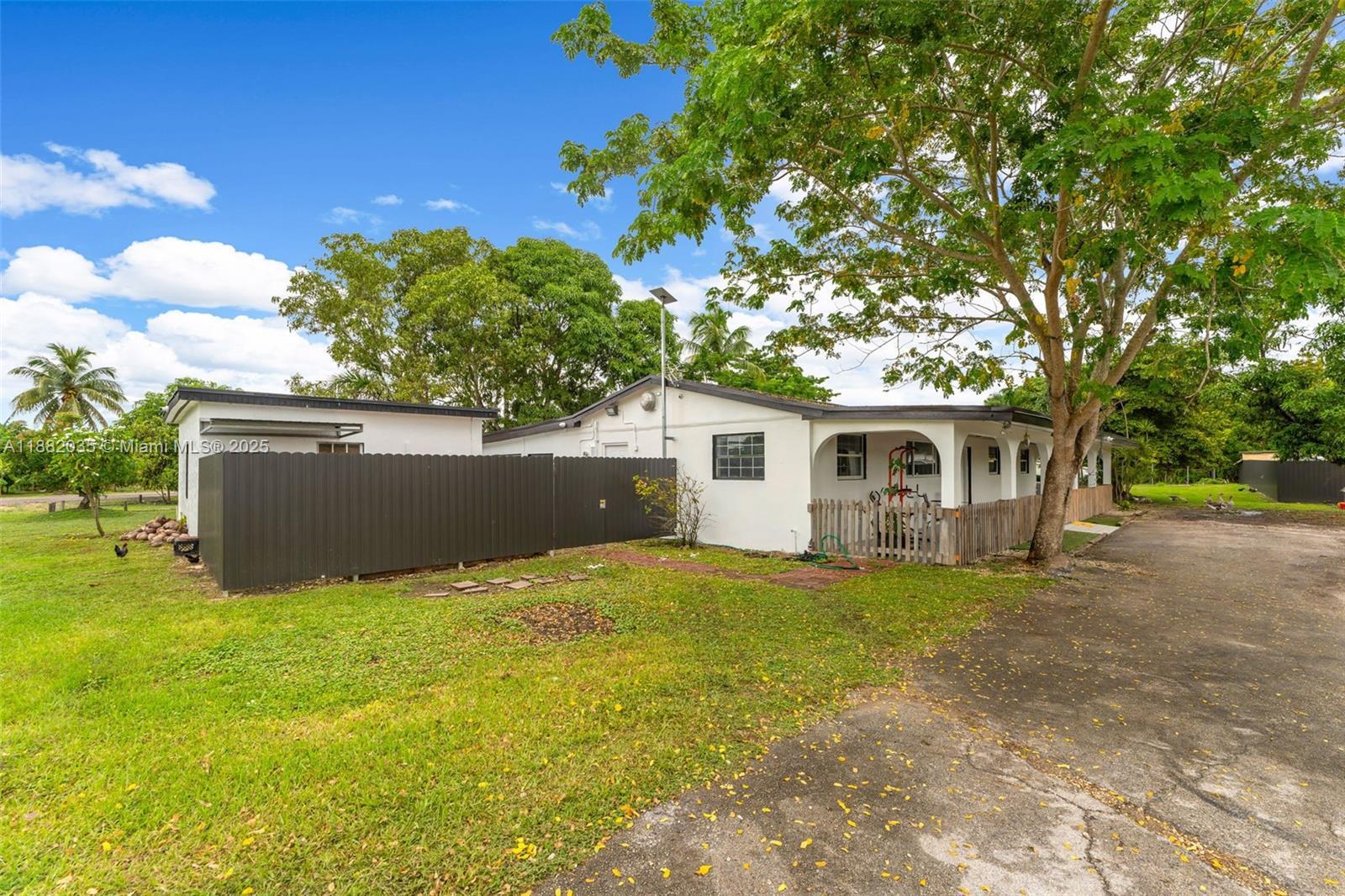 12750 SW 197th Ave, Miami FL 33196 photo 2