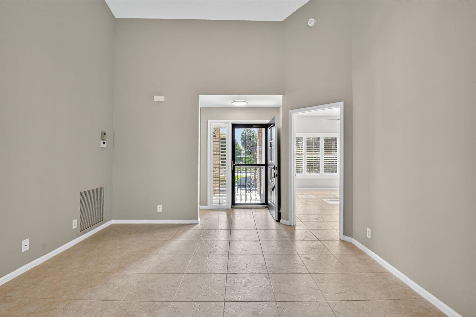 8041 Aberdeen Drive # 202, Boynton Beach FL 33472 photo 4
