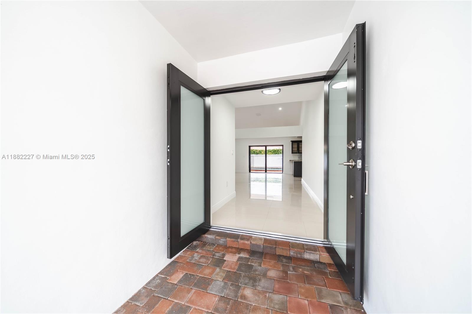 1001 NW 127th Pl # 1, Miami FL 33182 photo 4