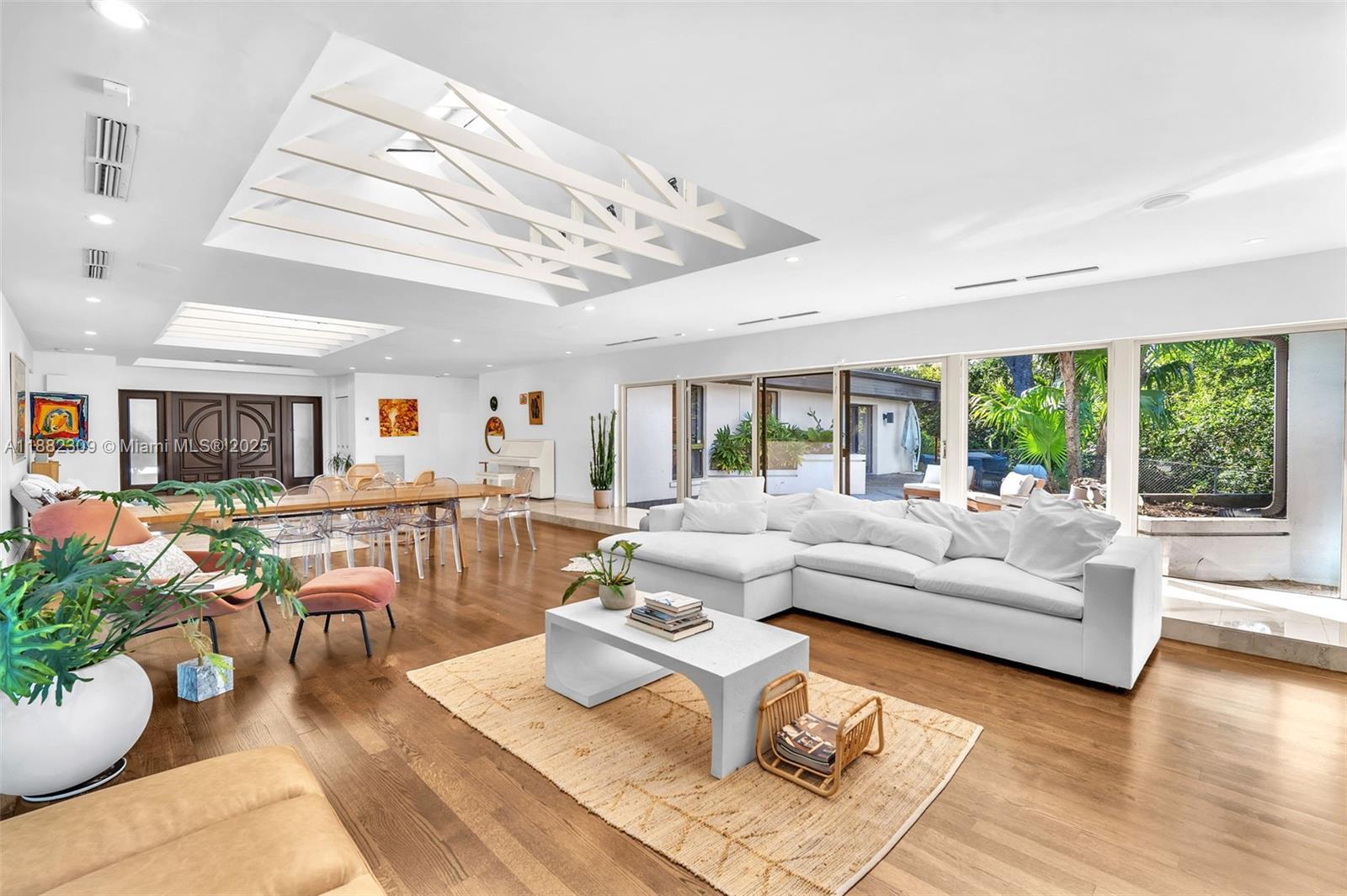 4401 Sanders St, Hollywood FL 33021 photo 3
