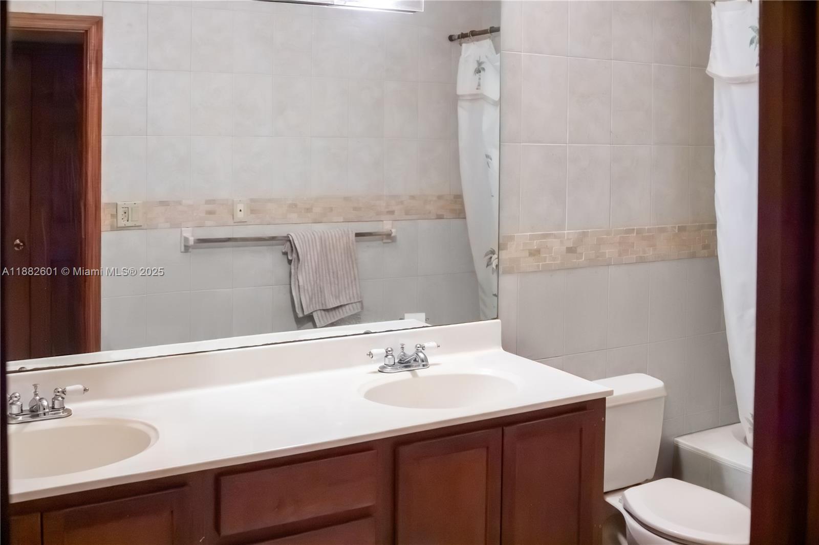 2051 NW 179th St, Miami Gardens FL 33056 photo 5
