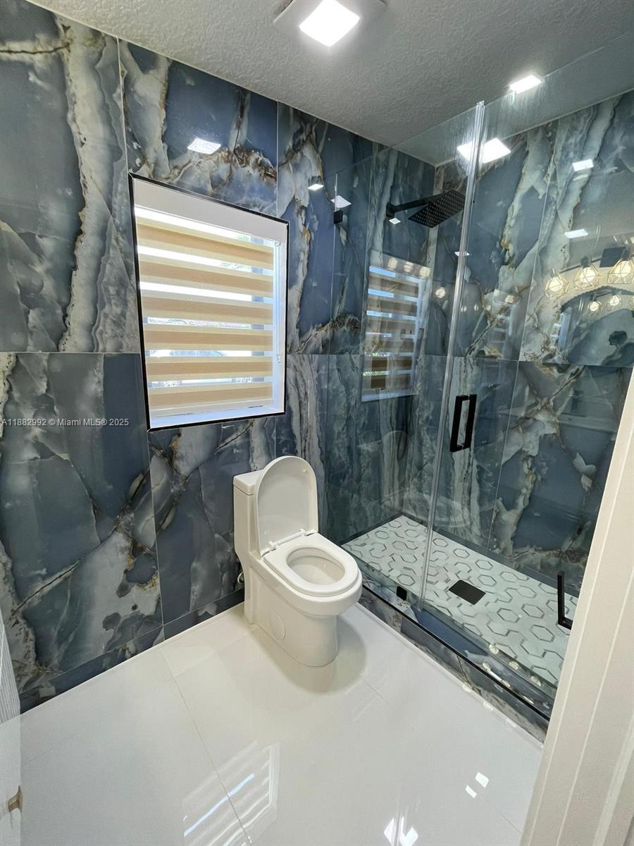10460 SW 26th Ter, Miami FL 33165 photo 3