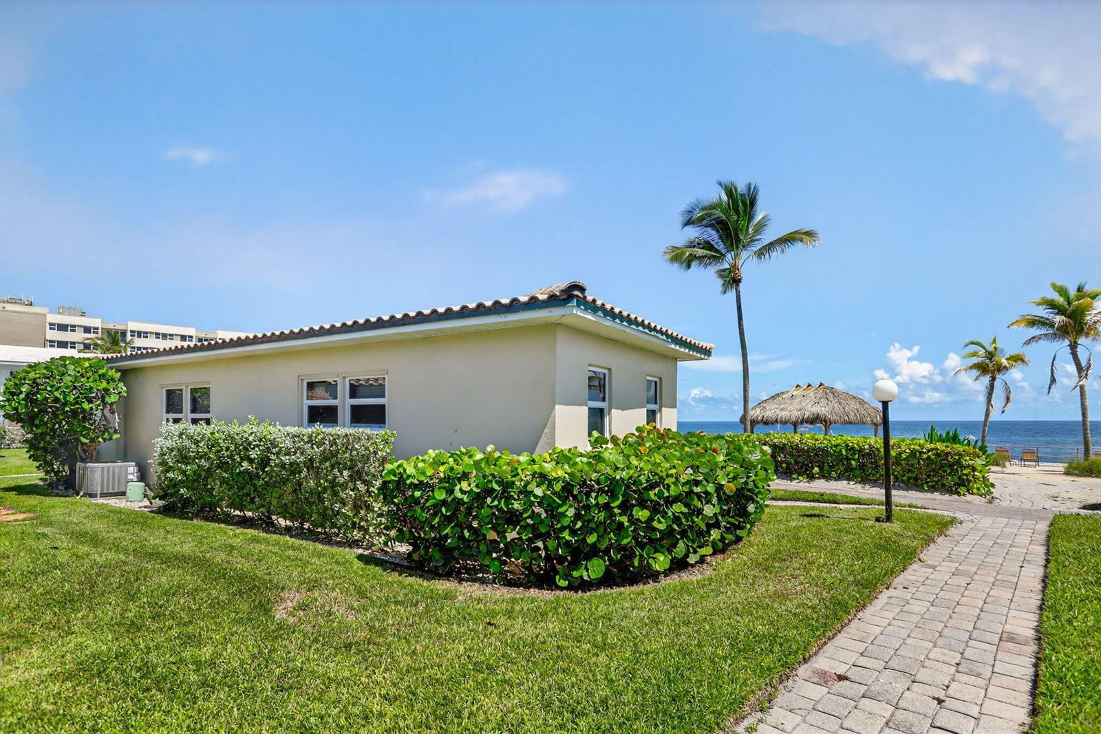 1225 Hillsboro Mile # B2, Hillsboro Beach FL 33062 photo 2