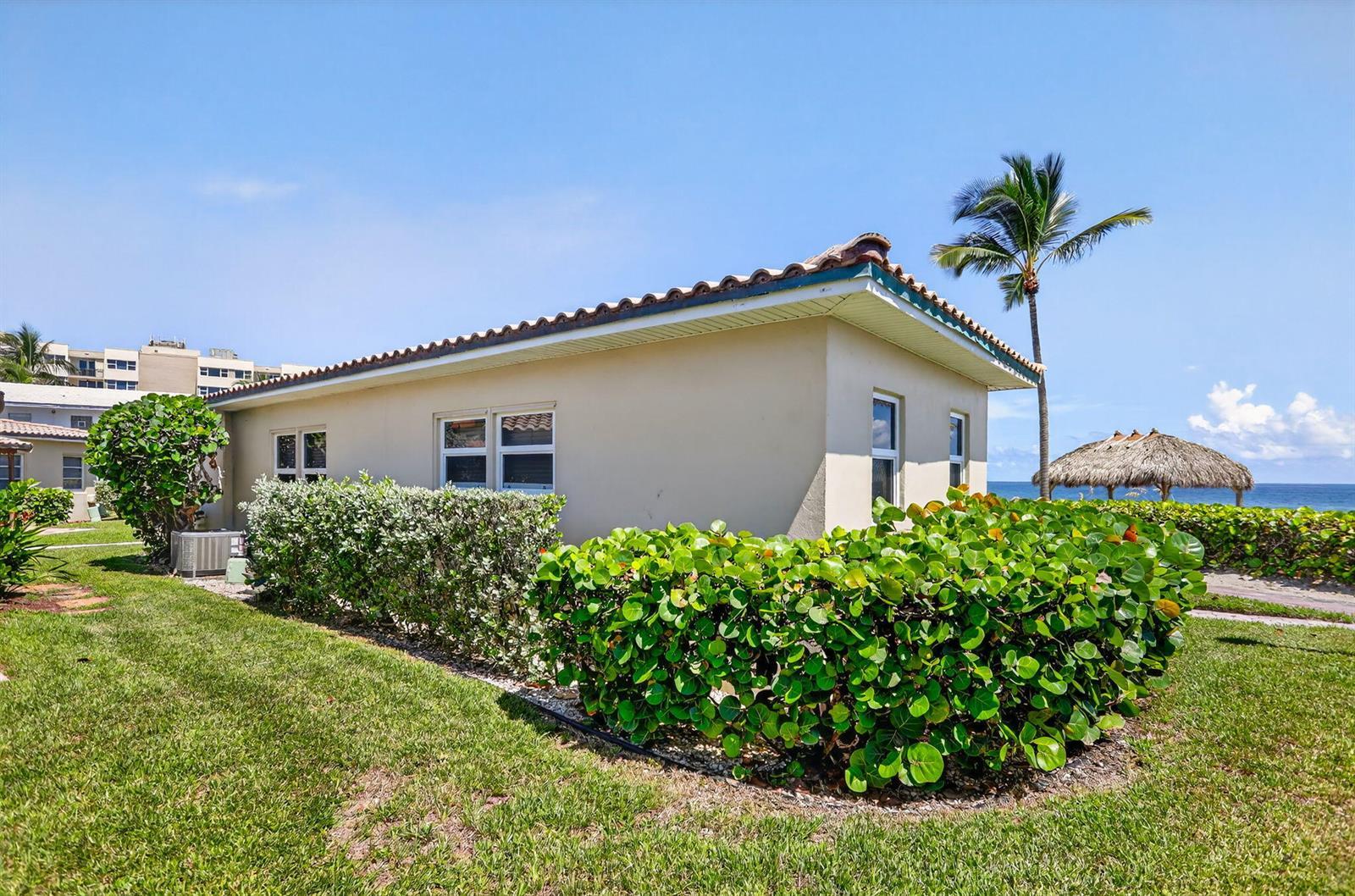 1225 Hillsboro Mile # B2, Hillsboro Beach FL 33062 photo 3