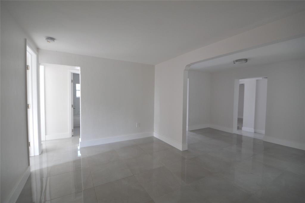 2340 NW 99th Terrace, Miami FL 33147 photo 5