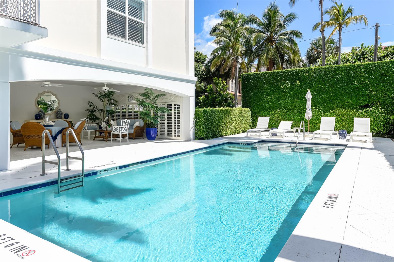354 Chilean Avenue # 2D, Palm Beach FL 33480 photo 2