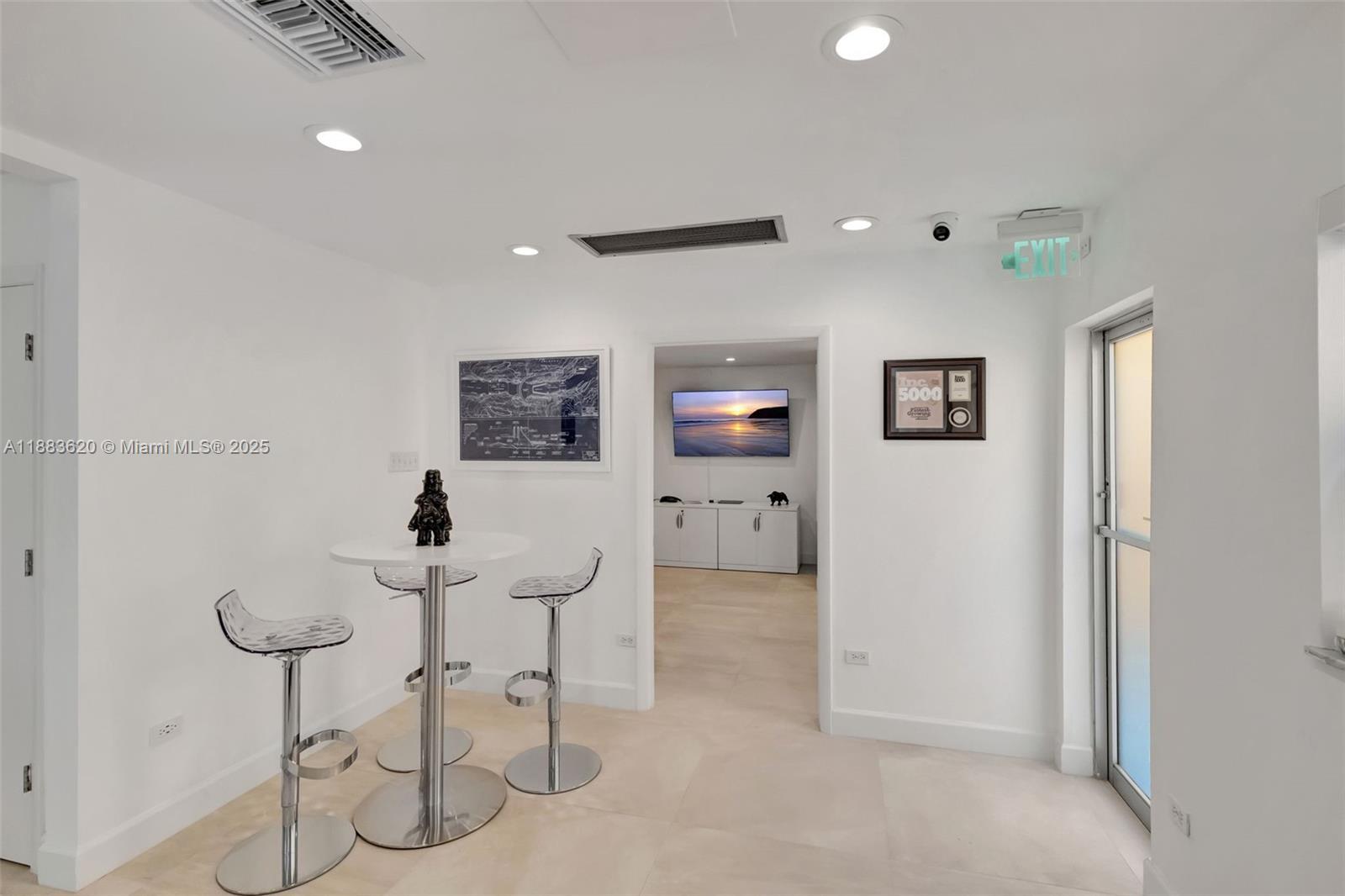 337 Alcazar Ave, Coral Gables FL 33134 photo 5