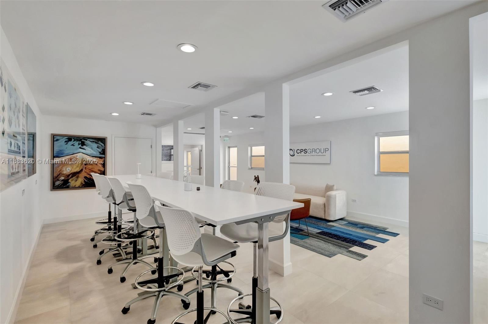 337 Alcazar Ave, Coral Gables FL 33134 photo 4