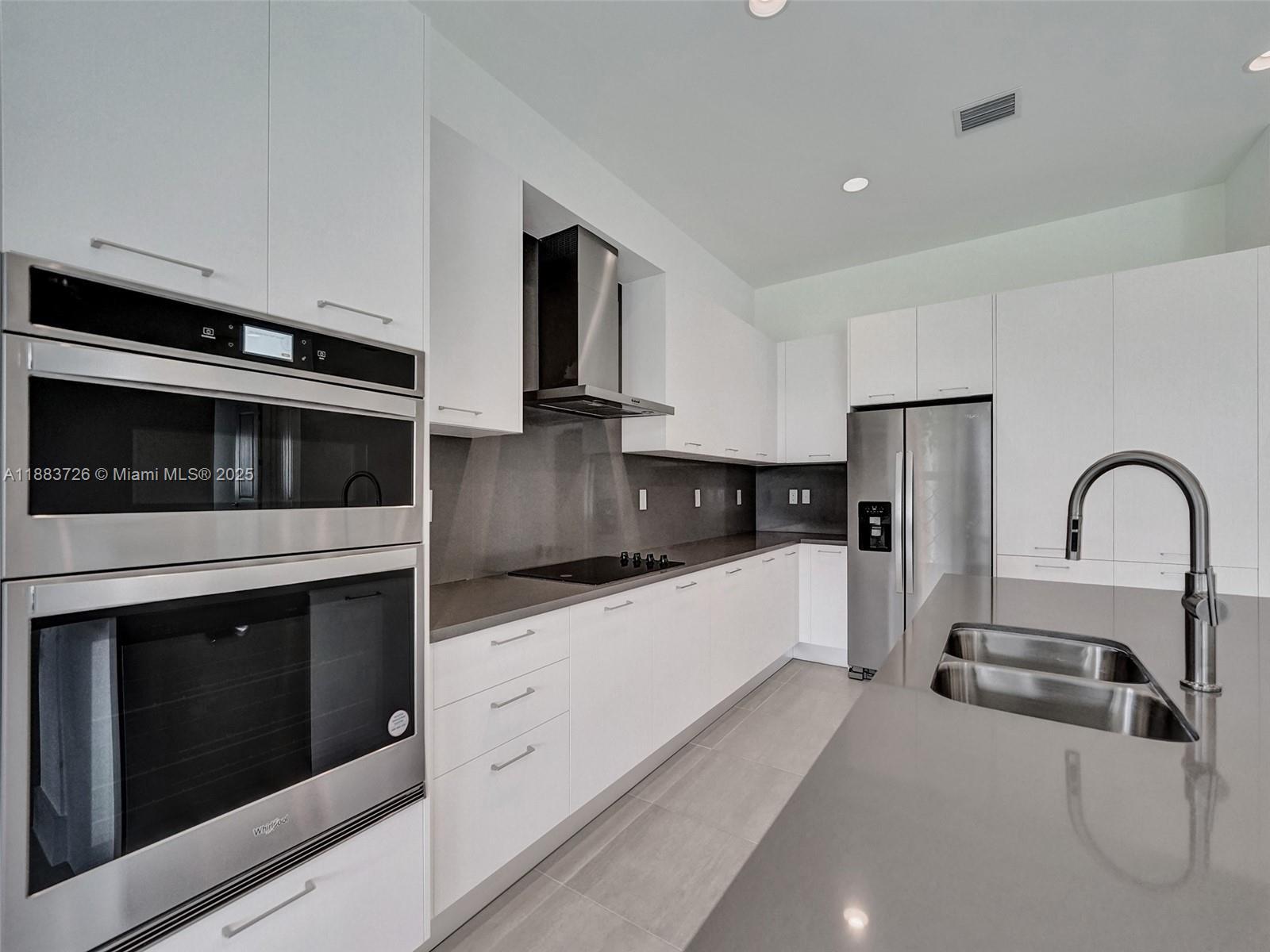 5736 SW 104th Ter, Cooper City FL 33328 photo 5