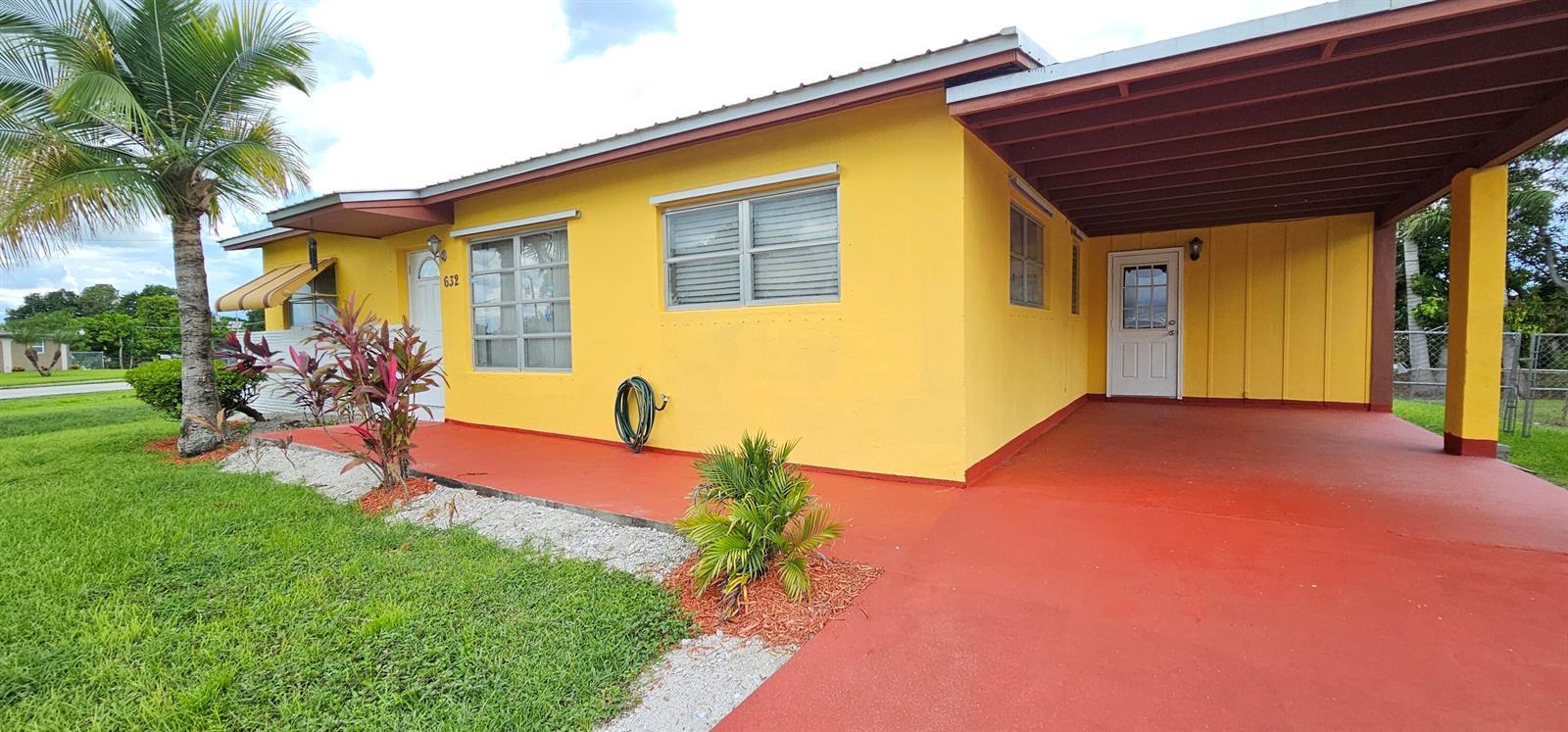 632 SW 13th Street, Belle Glade FL 33430 photo 3