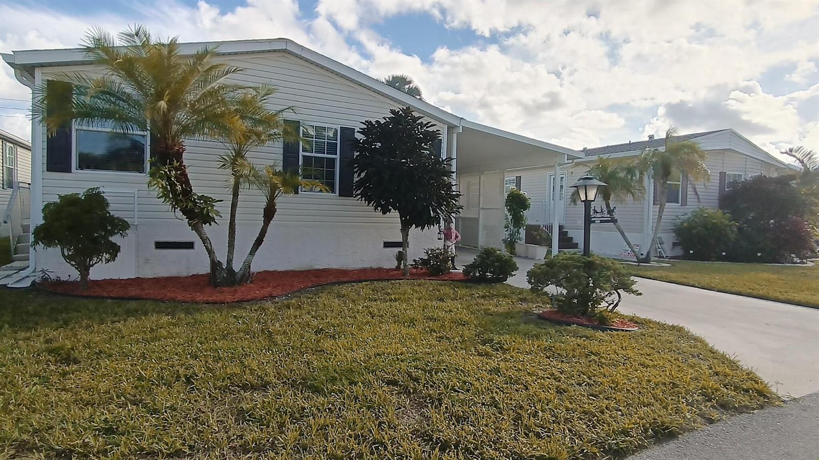 8204 South Street, Boca Raton FL 33433 photo 4