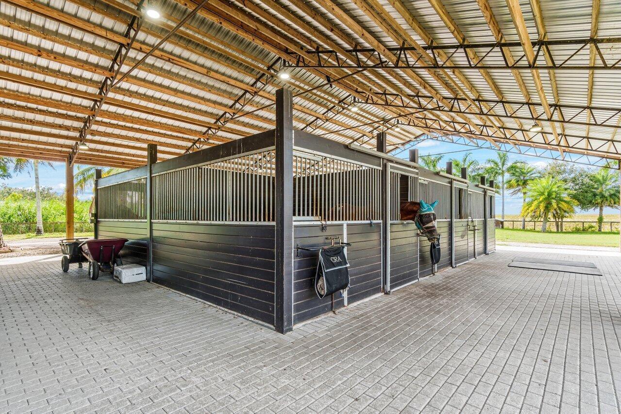2587 Skipiks Way, Wellington FL 33470 photo 4