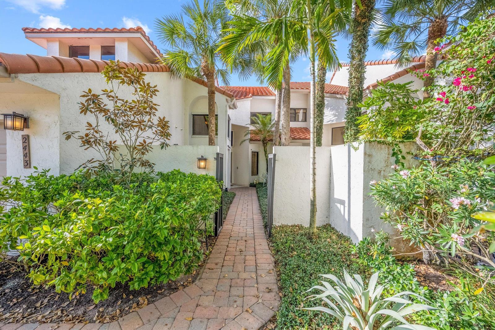 2443 Windsor Way Court, Wellington FL 33414 photo 3