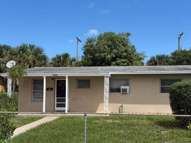 1441 8th Street, West Palm Beach FL 33401 photo 2