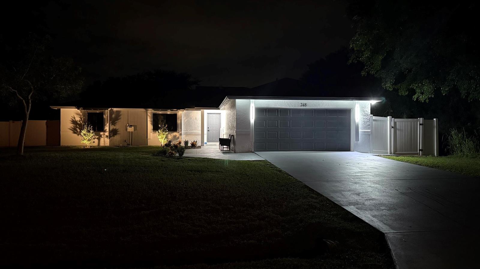 248 SE Fallon Drive, Port St. Lucie FL 34983 photo 2