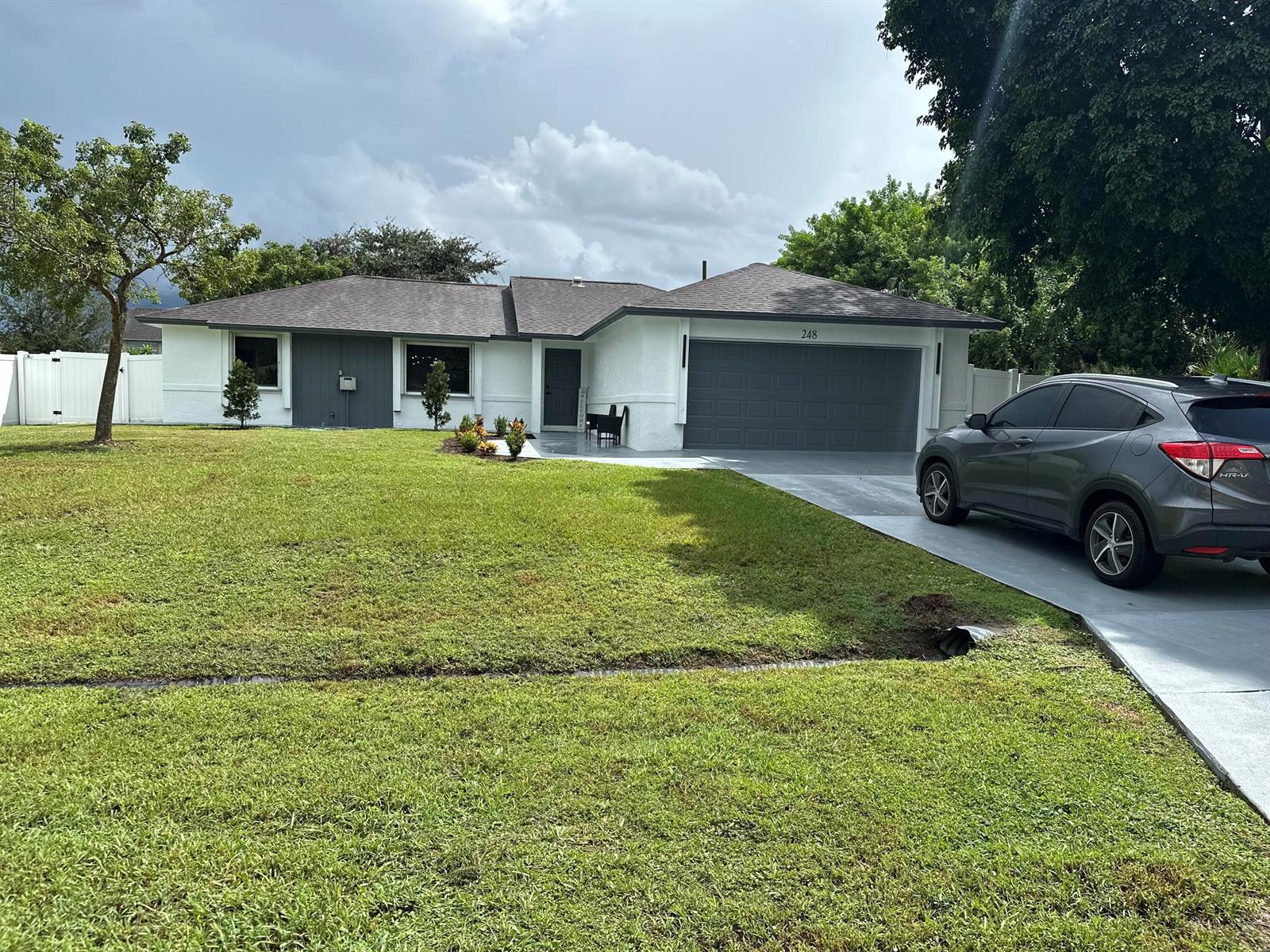 248 SE Fallon Drive, Port St. Lucie FL 34983 photo 3