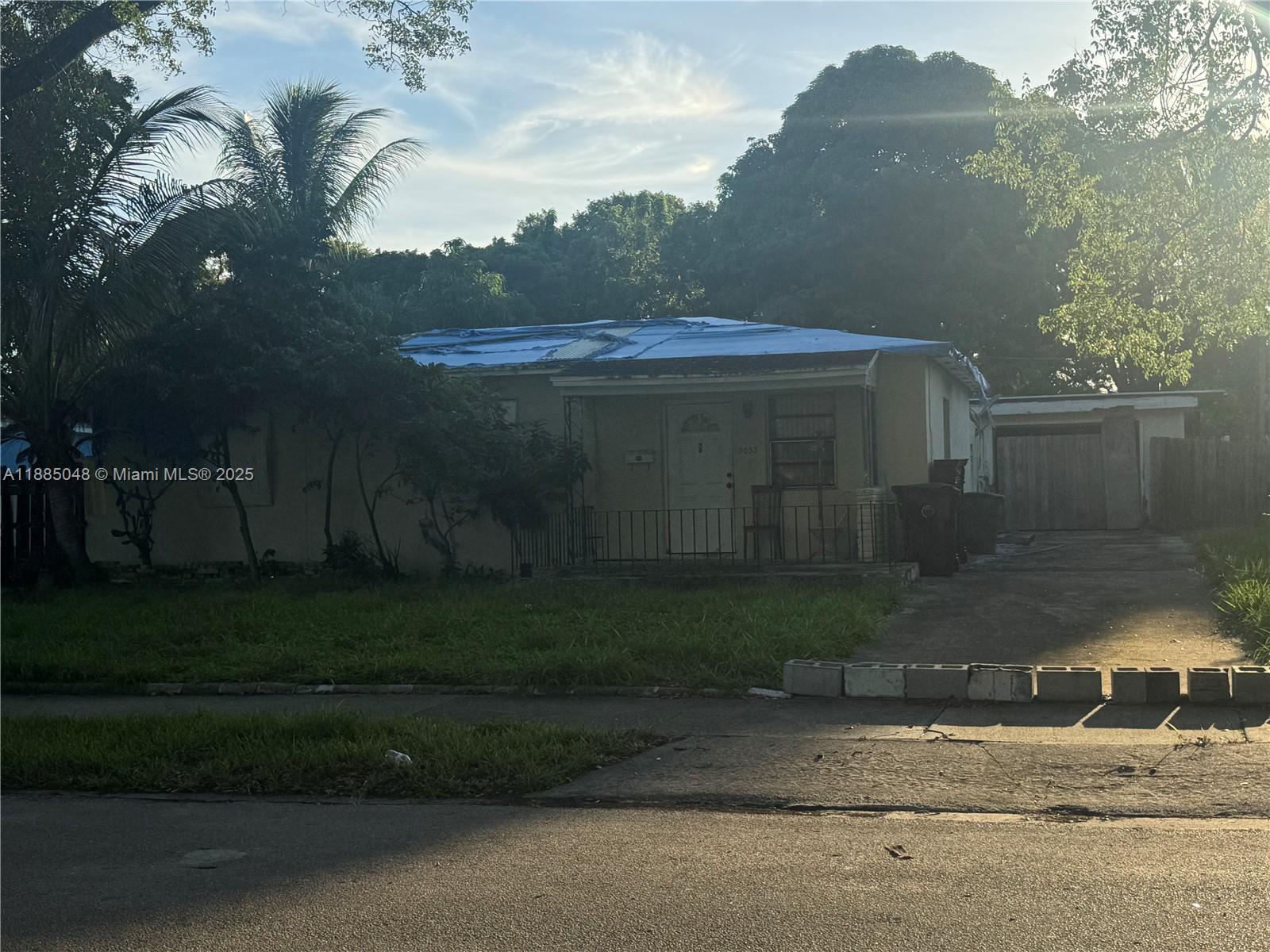 3033 Clyde Rd, West Palm Beach FL 33405