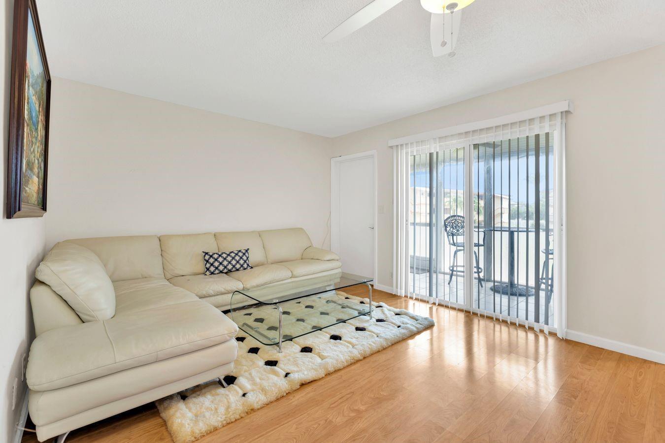 5300 Washington Street # D206, Hollywood FL 33021 photo 2