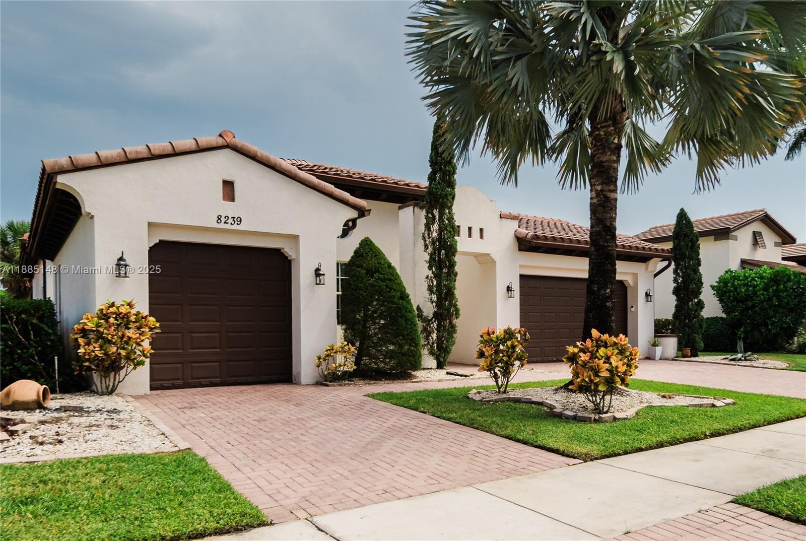 8239 NW 124th Ter, Parkland FL 33076