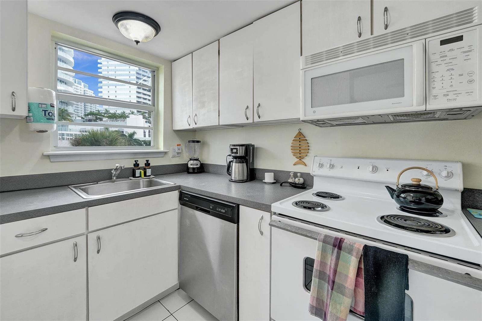 341 N Birch Road # 316, Fort Lauderdale FL 33304 photo 5