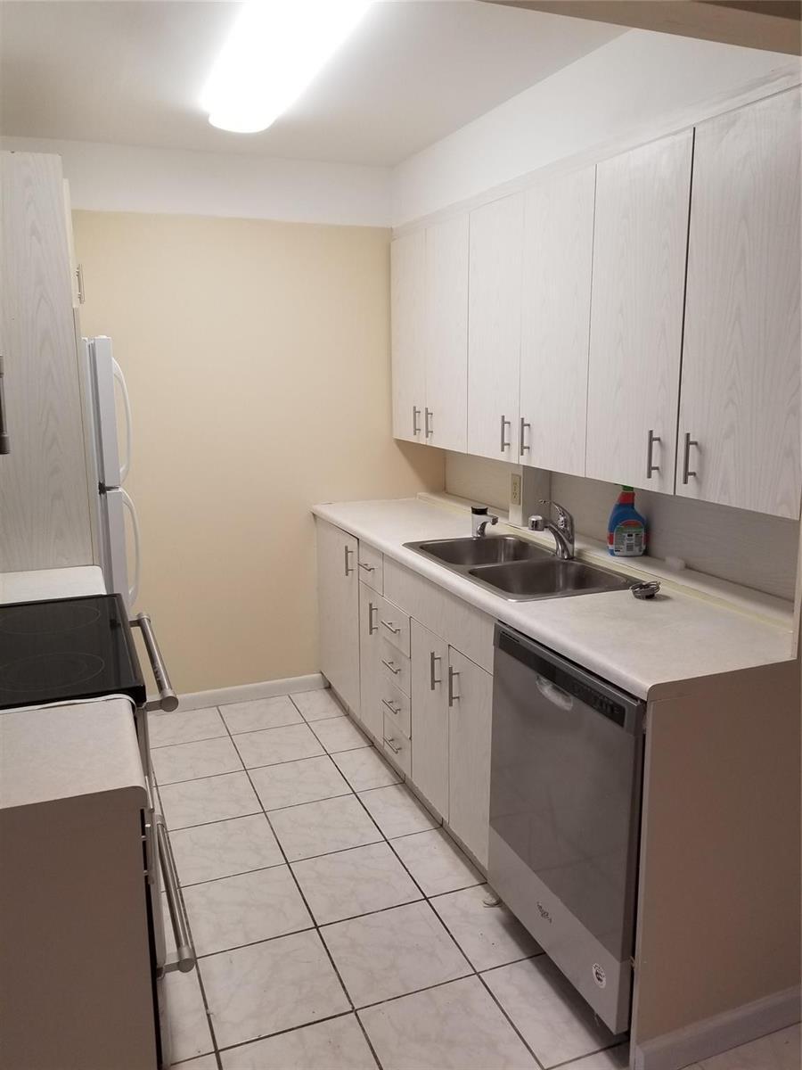 4090 Cornwall # 4090, Boca Raton FL 33434 photo 3