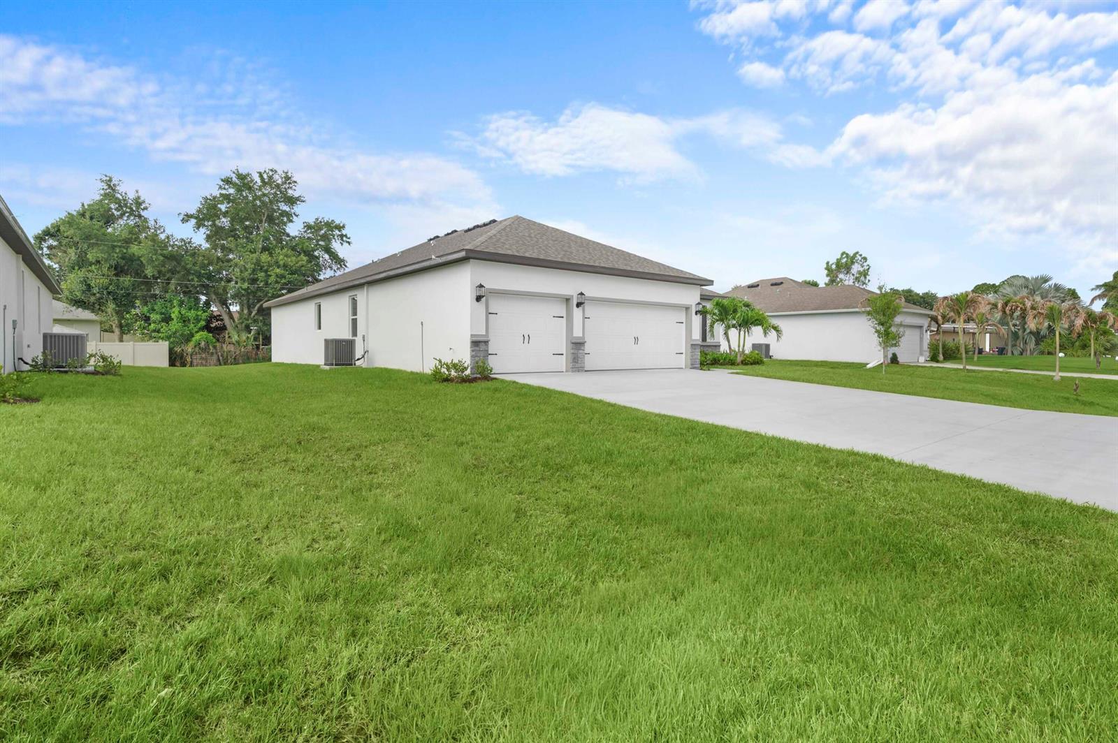 1538 SW Nervia Avenue, Port St. Lucie FL 34953
