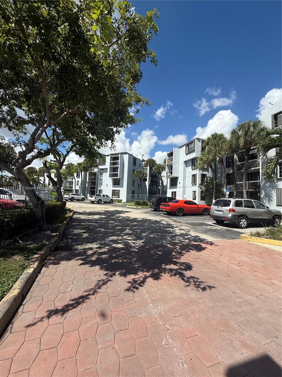 12219 SW 14th Ln # 2305, Miami FL 33184 photo 4