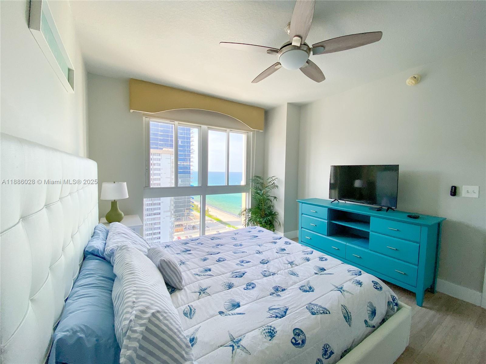 2080 S Ocean Dr, Hallandale Beach FL 33009 photo 5