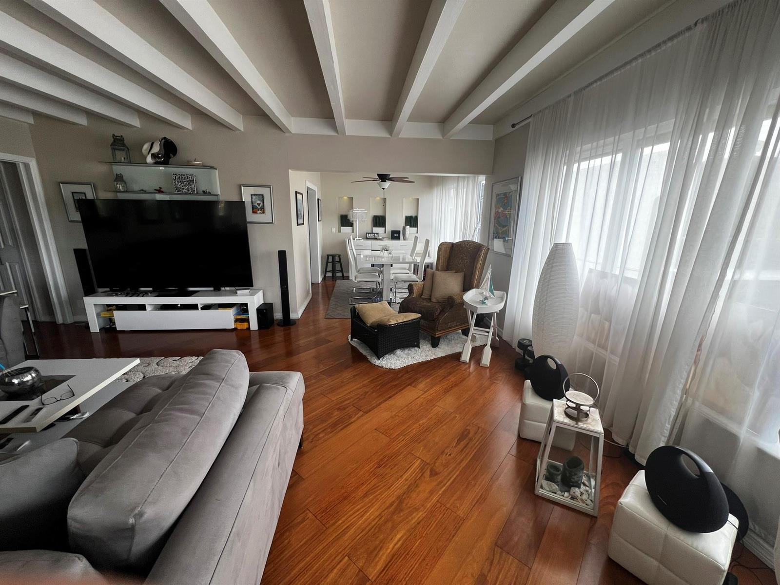 904 NE 20th, Fort Lauderdale FL 33304 photo 2