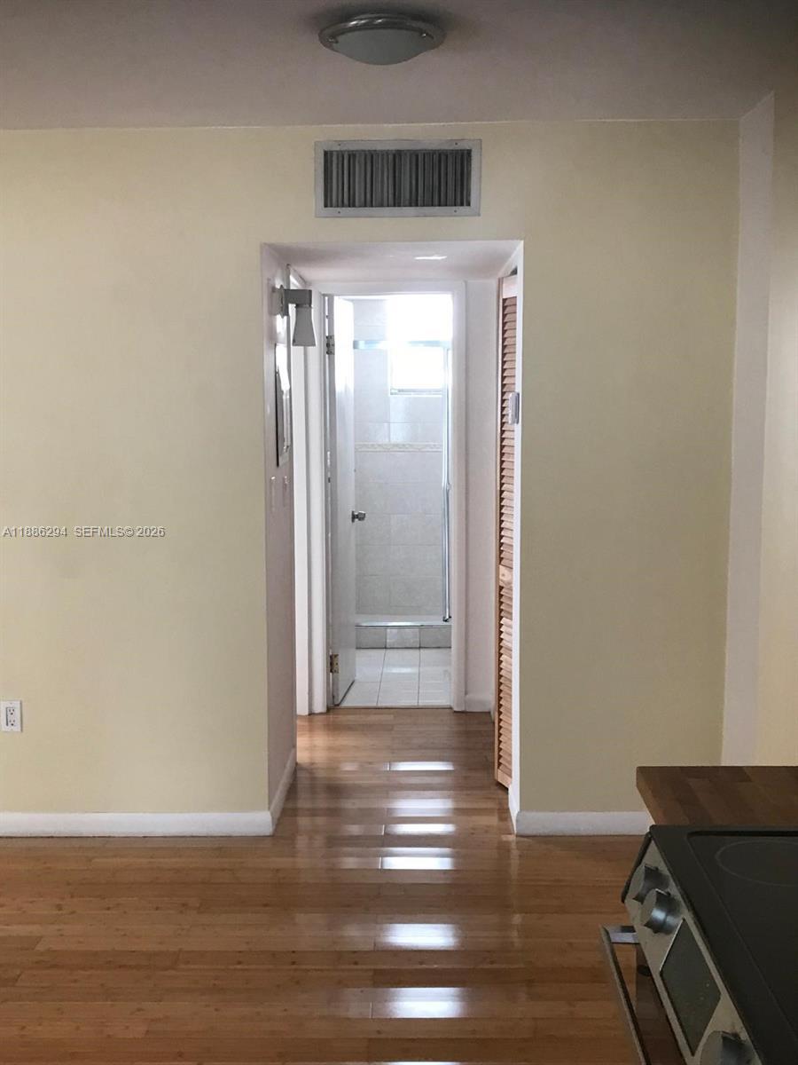 949 Pennsylvania Ave # 309, Miami Beach FL 33139 photo 4