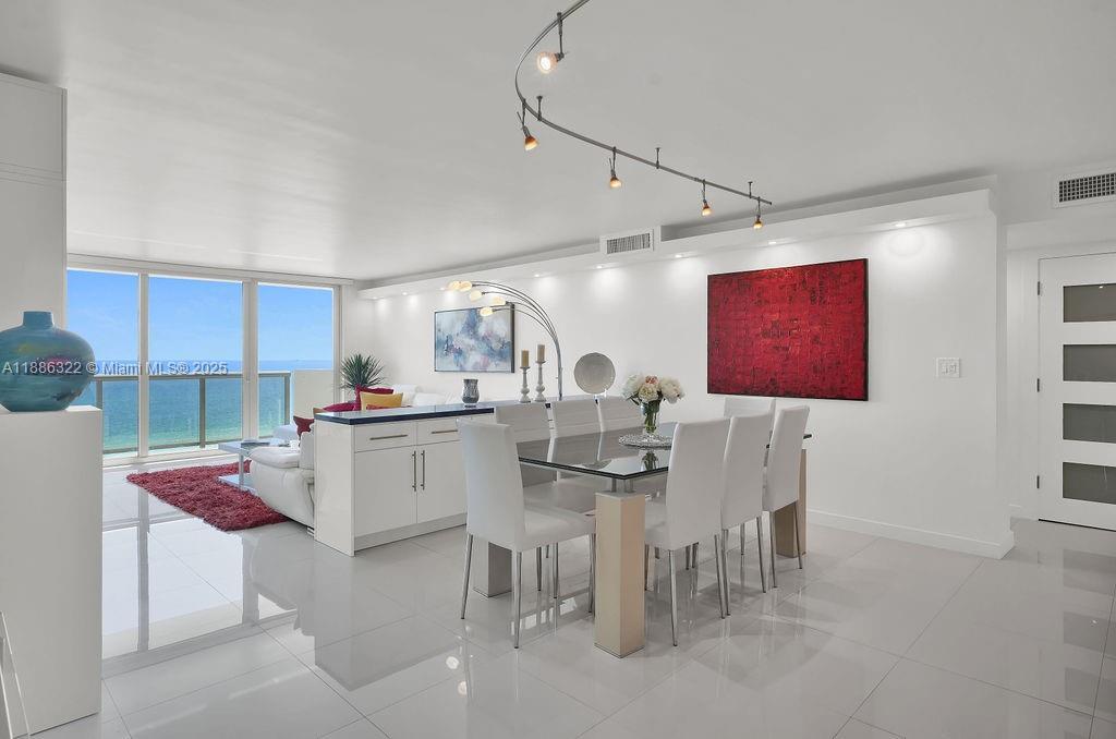6039 Collins Ave # 1126, Miami Beach FL 33140 photo 5