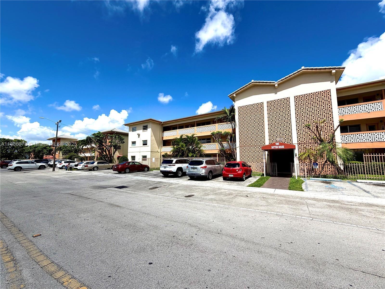 1885 NE 121st St # 3, North Miami FL 33181 photo 2