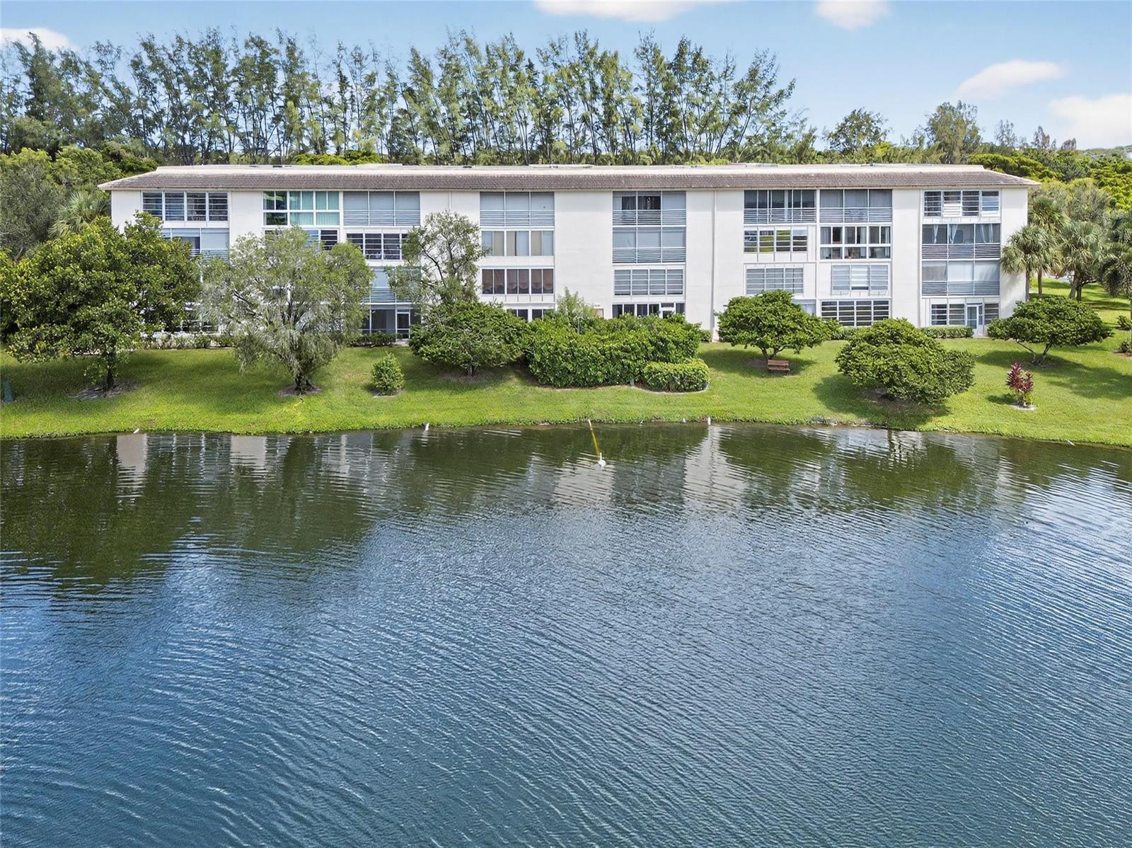 1904 Bermuda Creek # D1, Coconut Creek FL 33066 photo 3
