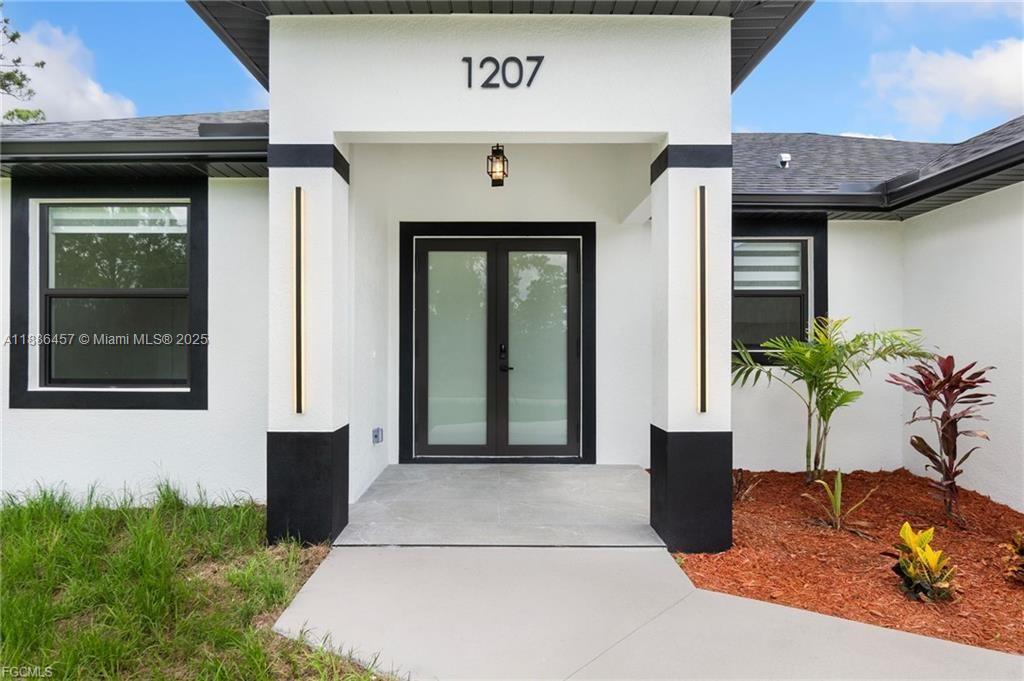 1207 W 9th ST, Lehigh Acres FL 33972 photo 3