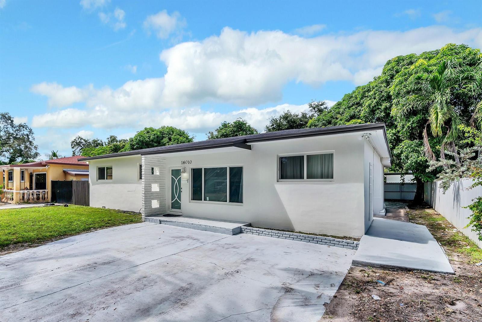 16010 NE 5th Avenue, Miami FL 33162 photo 3