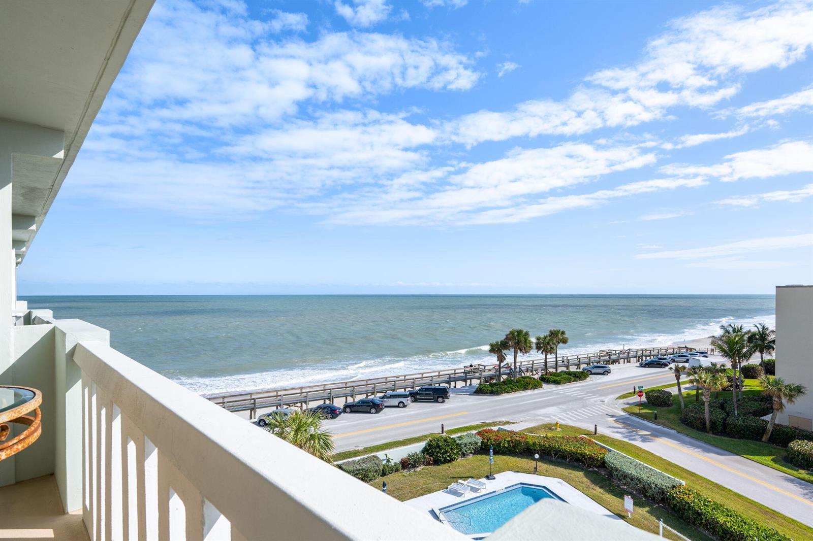 4049 Ocean Drive # 505, Vero Beach FL 32963