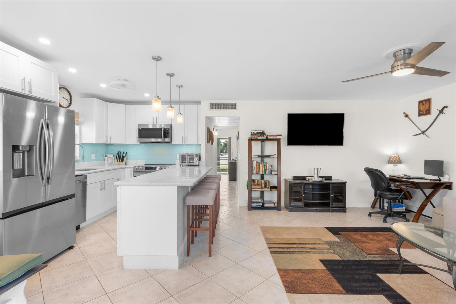 189 Brittany D # 189, Delray Beach FL 33446 photo 3