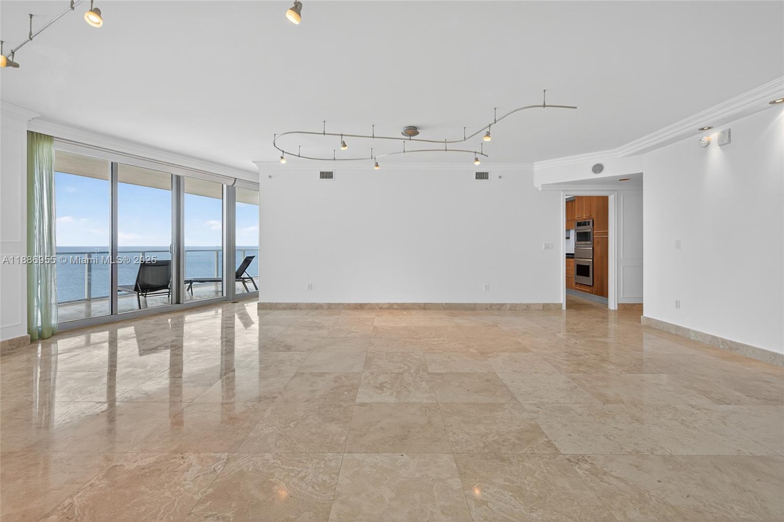 3101 S Ocean Dr # 2403, Hollywood FL 33019 photo 2