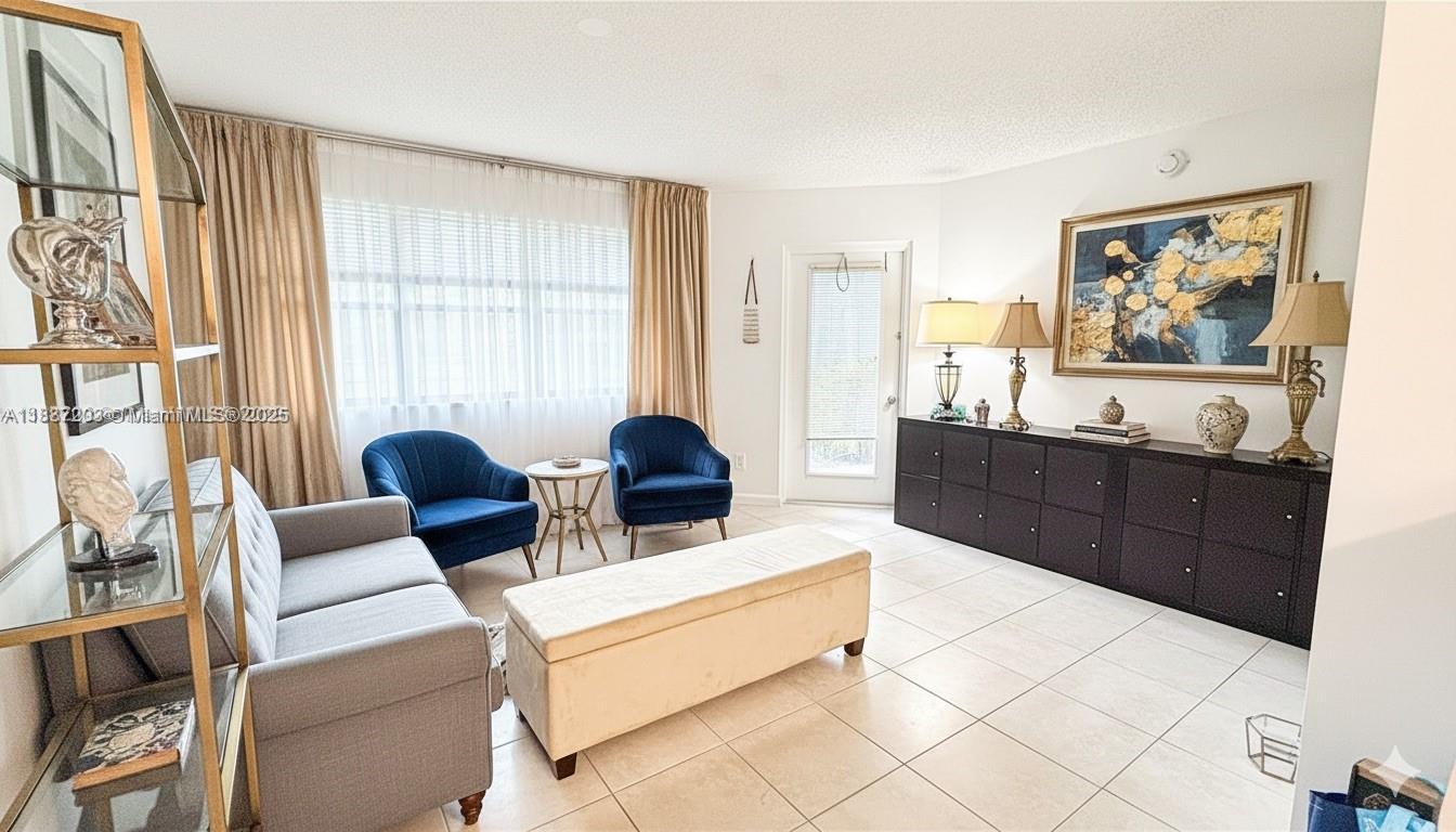 540 S Park Rd # 9, Hollywood FL 33021