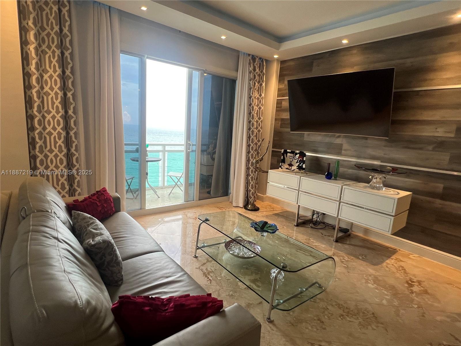 6917 Collins Ave, Miami Beach FL 33141 photo 5