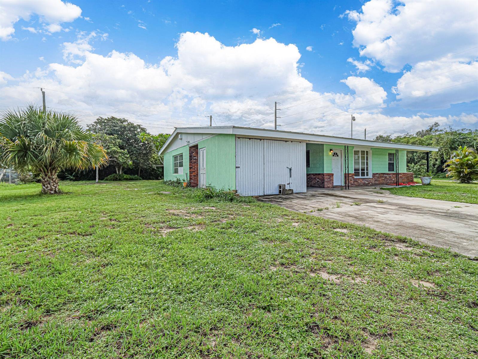 2448 1st Court SE, Vero Beach FL 32962